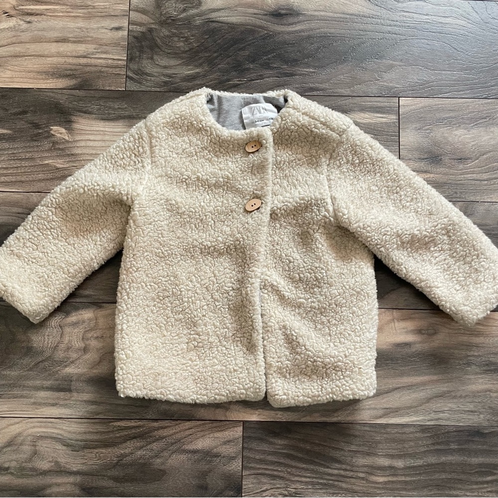 Zara kids sherpa jacket 3-4 yo